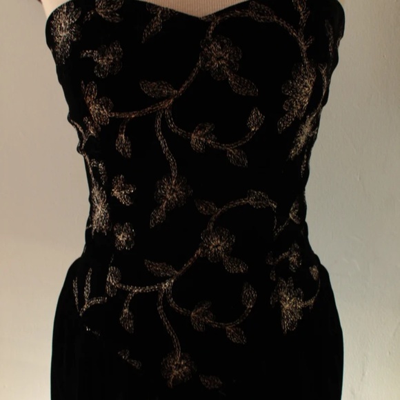 1980’s Positively Ellyn Black Velvet Dress with Gold Stitching - Picture 2 of 4